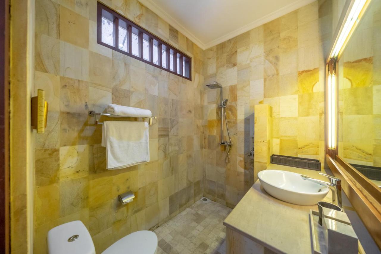 Amandaru Villa Legian Esterno foto